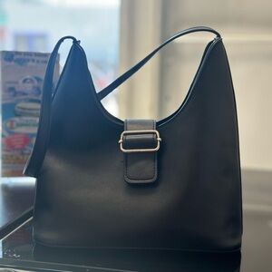 Elegant Black Shoulder Bag